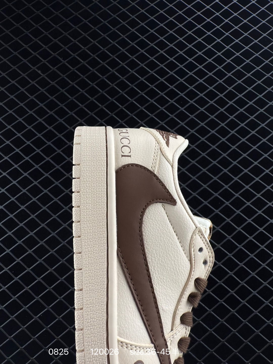 Travis Scott x Air Jordan 1 ” Reverse Mocha “